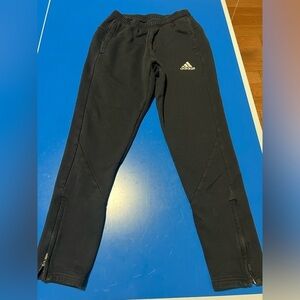 Adidas Men’s Sweatpants. Excellent Condition. Size S